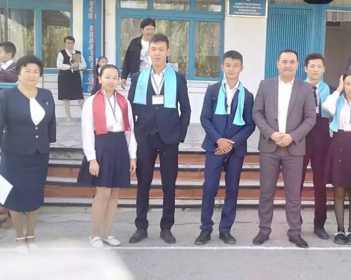 Қ.Рысқұлбеков атындағы орта мектебінің  Болашақ өзін-өзі басқару ұйымы Мектеп Президентін ұлықтау рәсімі.